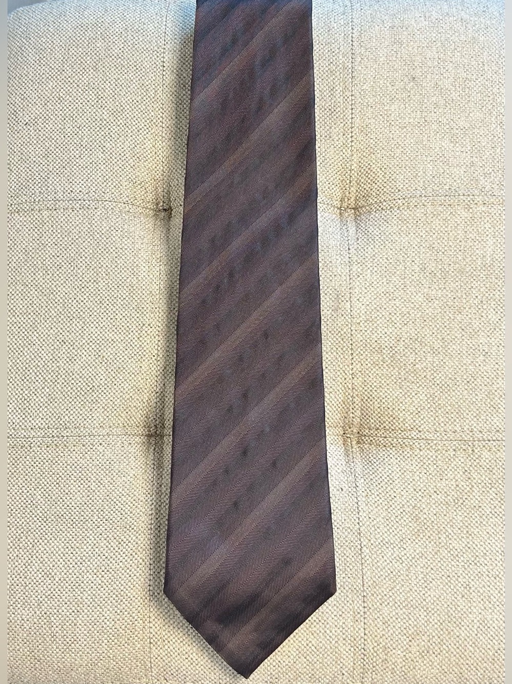 Hugo Boss Neck Tie Stripes Silk Made In Italy Brown Purple Textured 57X3.75”